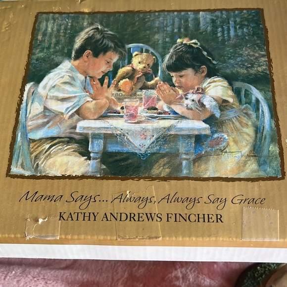 Gorgeous Collectable: Mama Says…Always, Always Say Grace Figurine - Picture 7 of 12